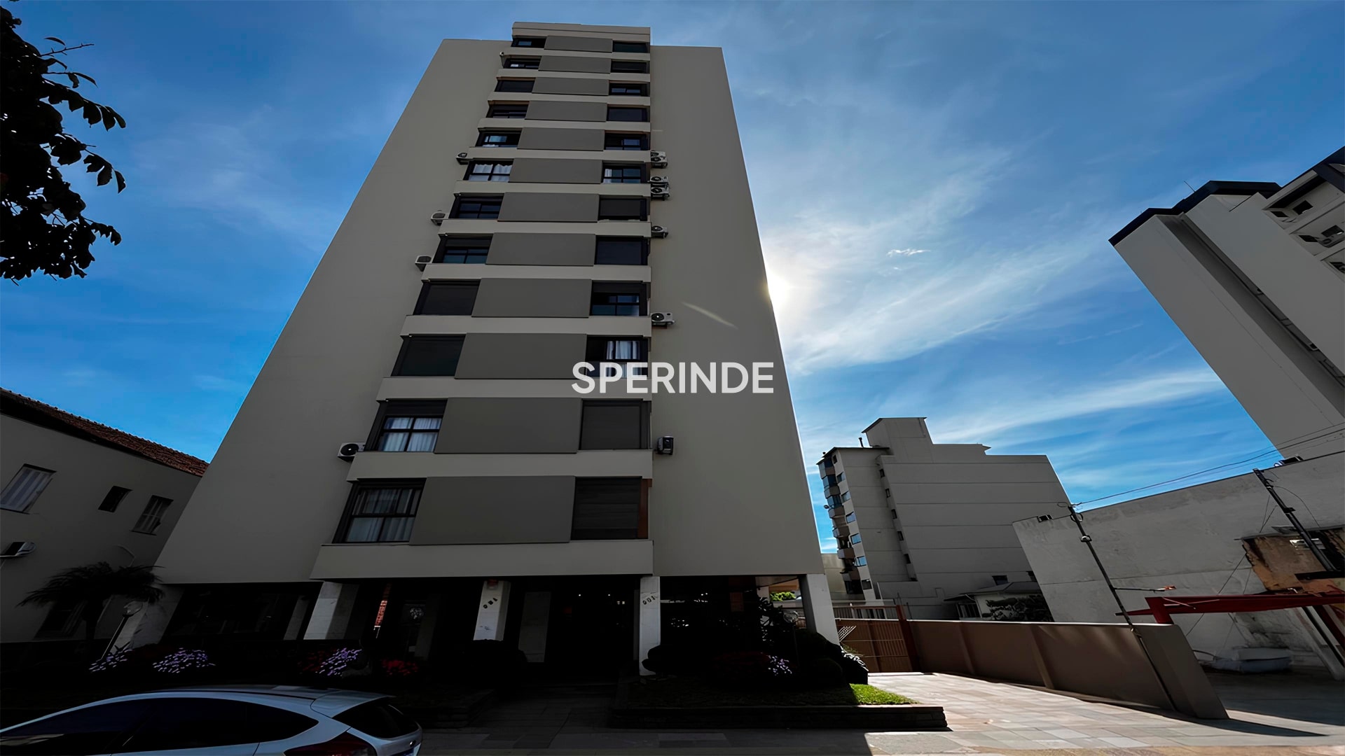 Apartamento para alugar com 128m², 3 quartos no bairro Nossa Senhora de Lourdes em Caxias do Sul