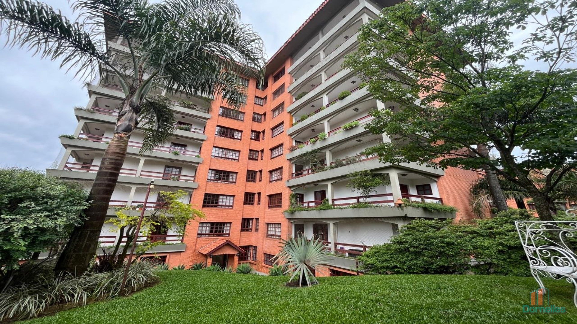 Cobertura para alugar com 400m², 4 quartos no bairro Jardim América em Caxias do Sul