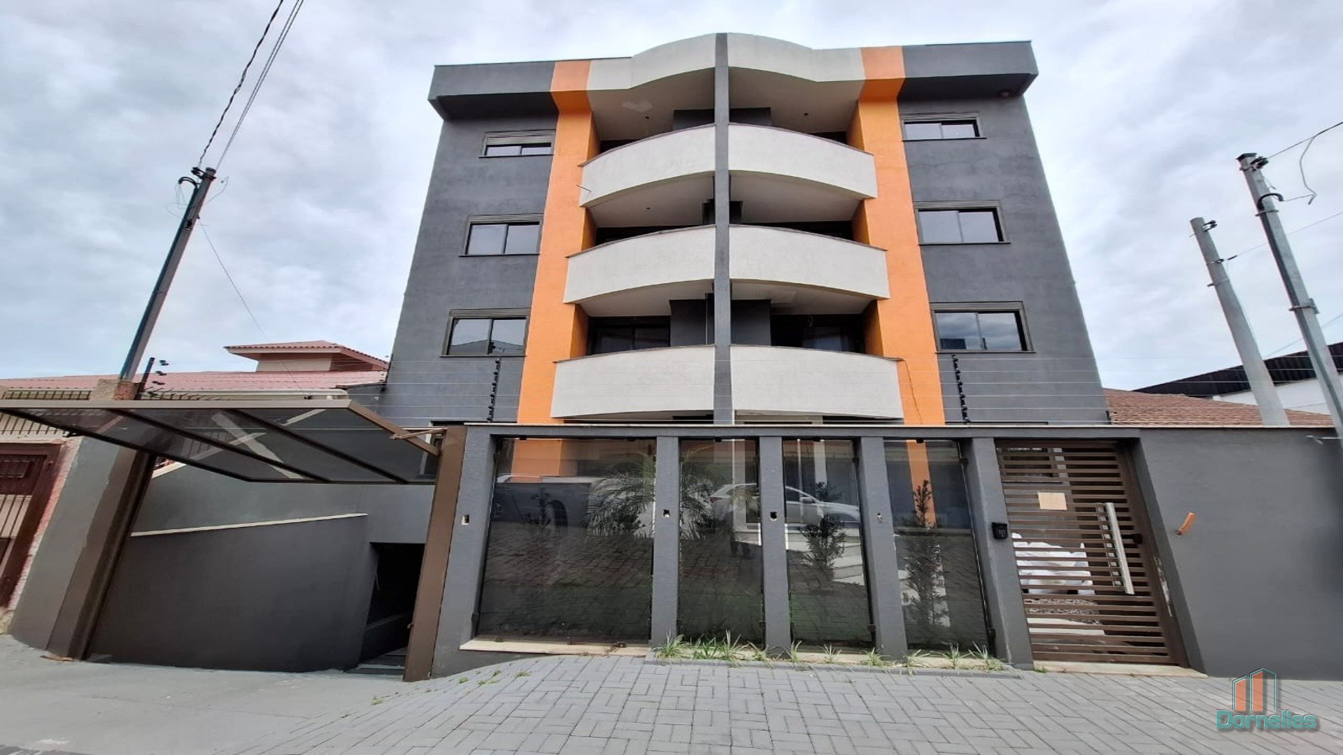 Apartamento para alugar com 56m², 2 quartos no bairro Cinquentenário em Caxias do Sul