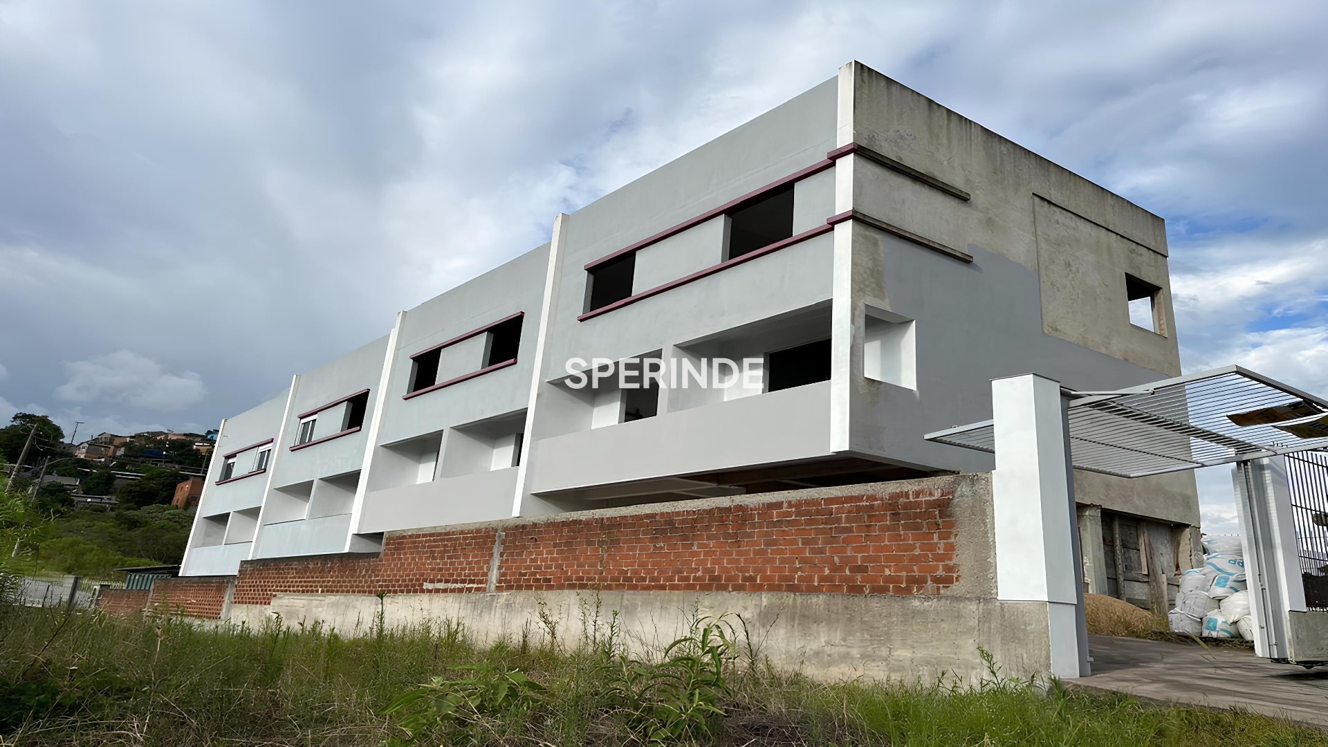 Sobrado para alugar com 81m², 2 quartos no bairro Nossa Senhora das Graças em Caxias do Sul