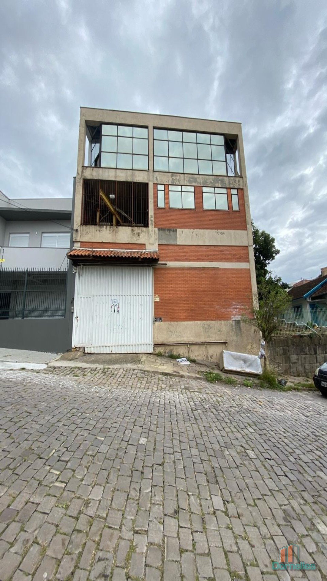 Pavilhão para alugar com 550m² no bairro Rio Branco em Caxias do Sul