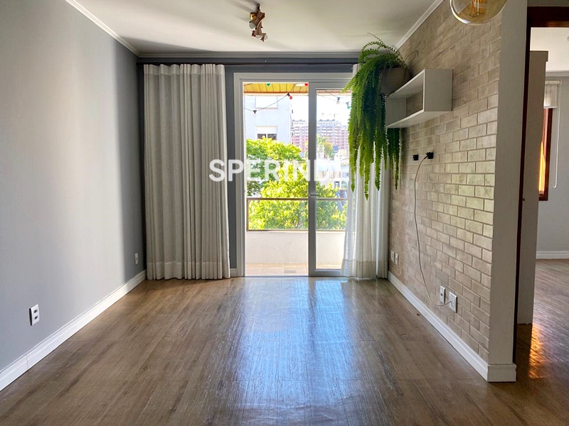 Apartamento para alugar com 60m², 2 quartos, 1 vaga no bairro Petrópolis em Porto Alegre