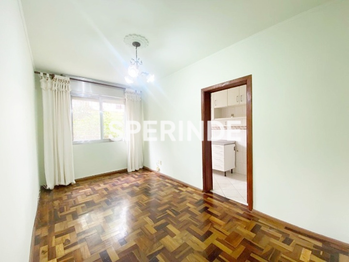 Apartamento para alugar com 56m², 2 quartos no bairro Azenha em Porto Alegre