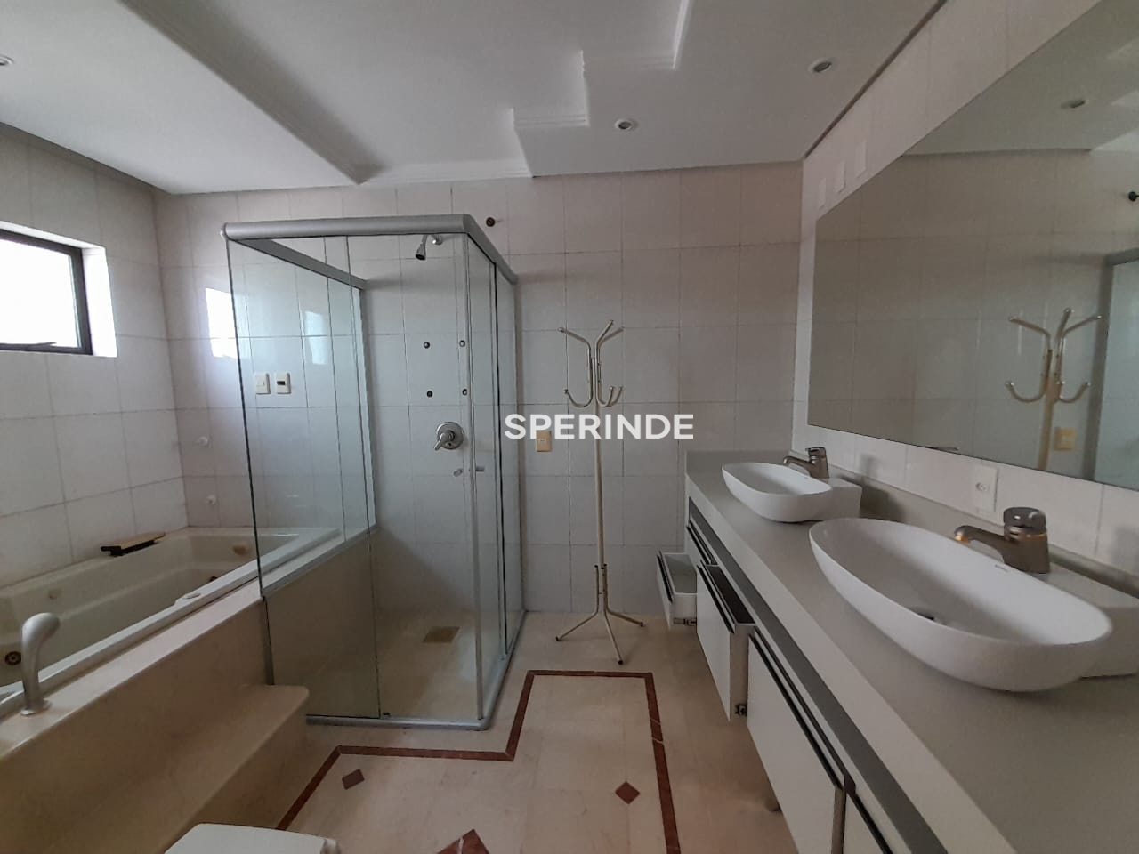 Apartamento para alugar, 3 quartos, 2 vagas no bairro Jardim América em Caxias do Sul