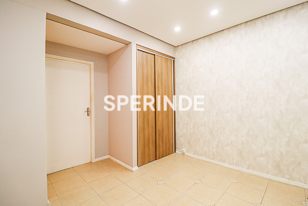 Sala para alugar com 90m² no bairro Praia de Belas em Porto Alegre