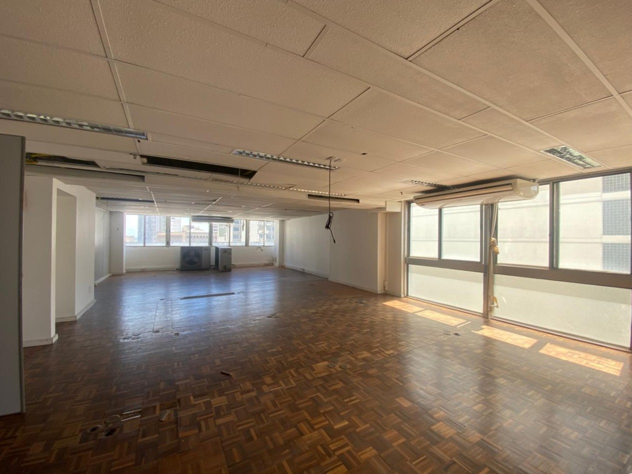 Andar para alugar com 700m² no bairro Centro Histórico em Porto Alegre