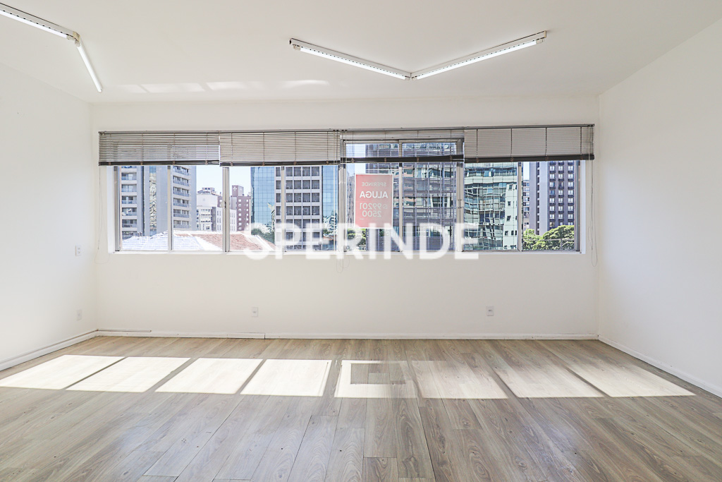 Sala para alugar com 30m² no bairro Auxiliadora em Porto Alegre