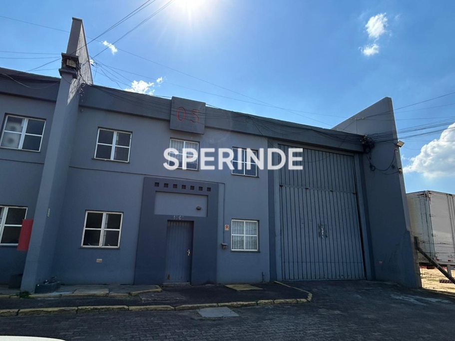 Depósito para alugar com 670m², 3 vagas no bairro Sarandi em Porto Alegre