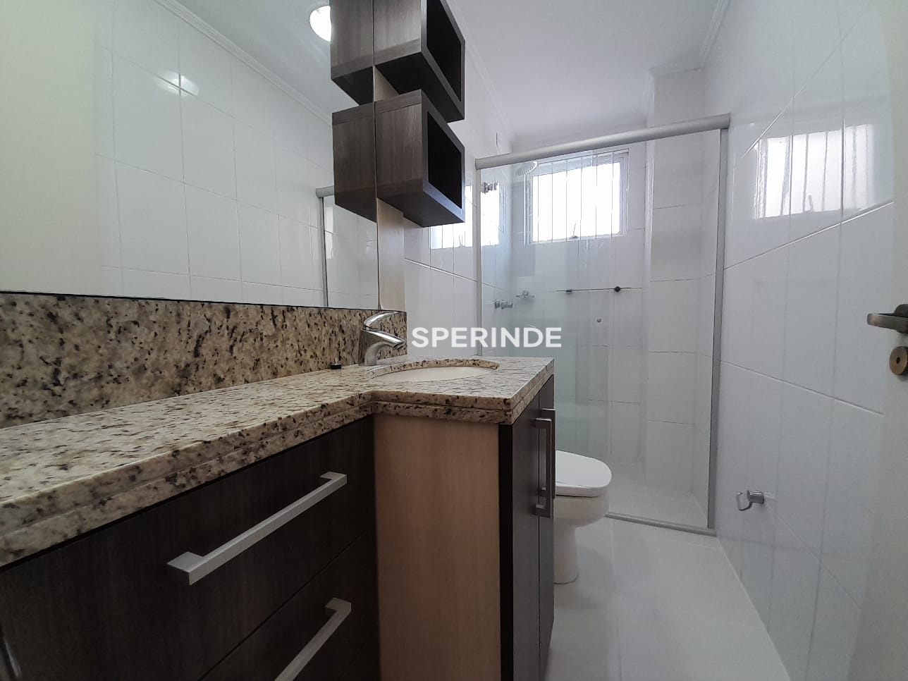 Apartamento para alugar com 75m², 2 quartos, 1 vaga no bairro Madureira em Caxias do Sul