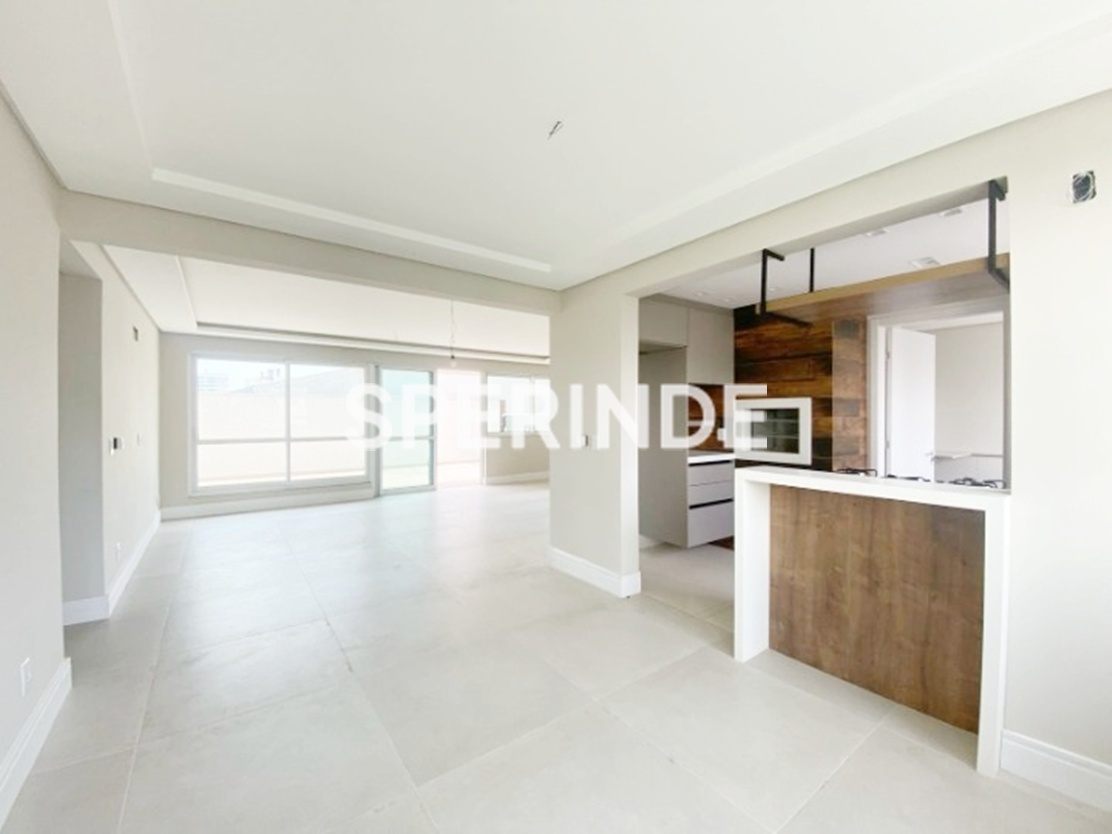 Apartamento para alugar com 164m², 3 quartos no bairro Passo Dareia em Porto Alegre