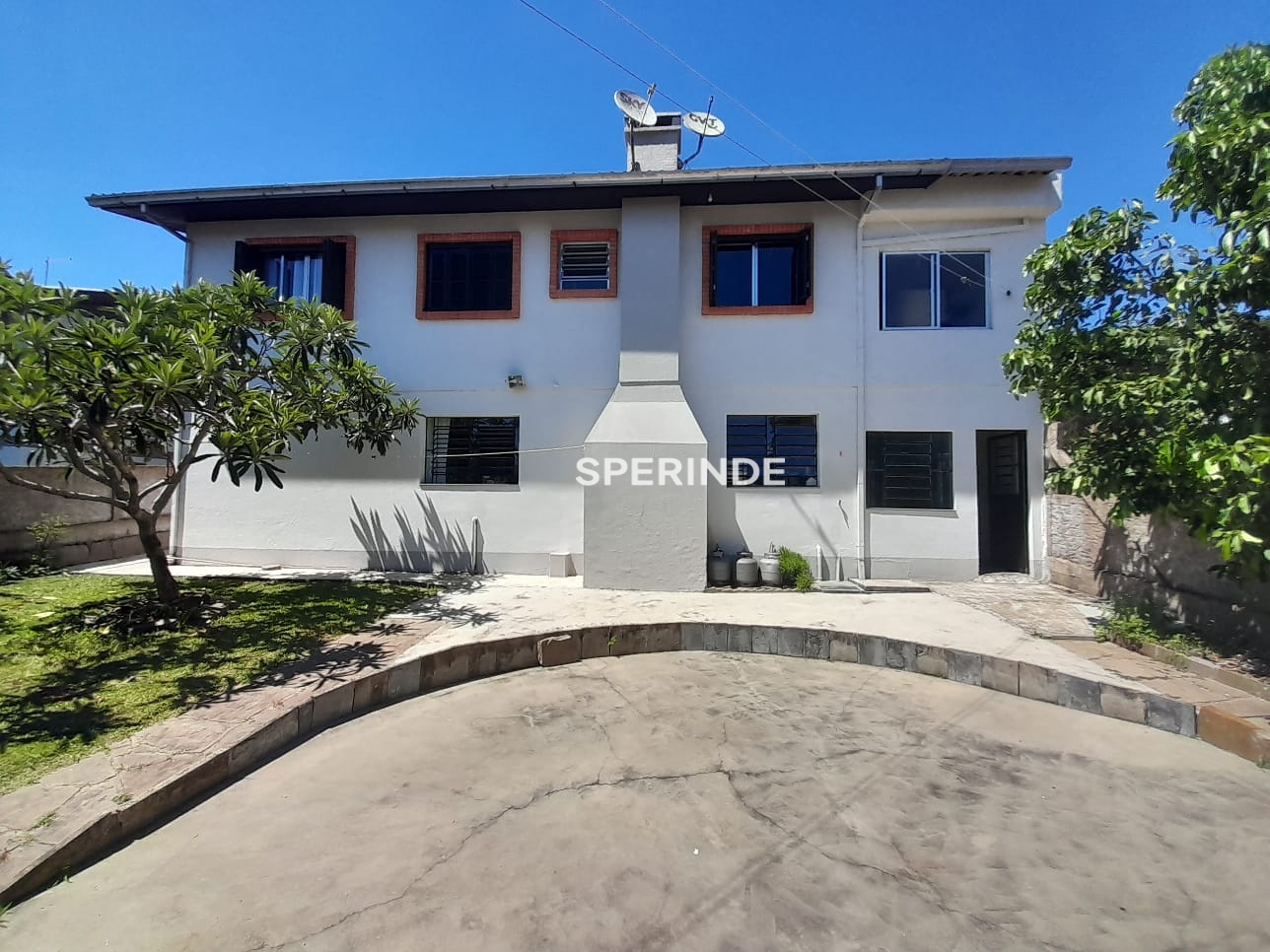 Casa para alugar com 124m², 3 quartos, 1 vaga no bairro Bela Vista em Caxias do Sul