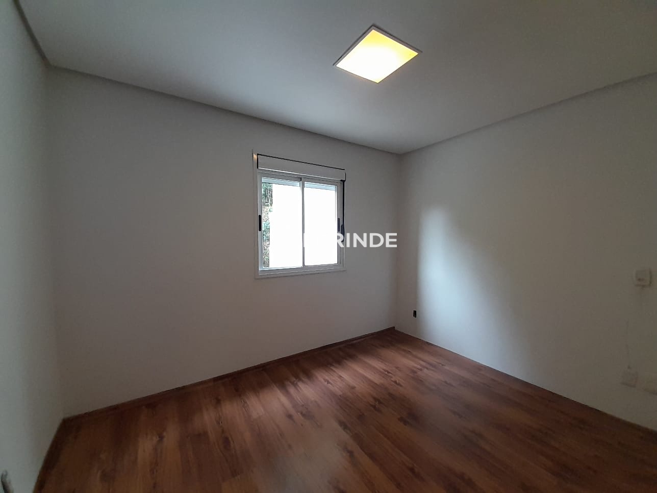 Apartamento para alugar com 60m², 2 quartos, 1 vaga no bairro Cinquentenario em Caxias do Sul