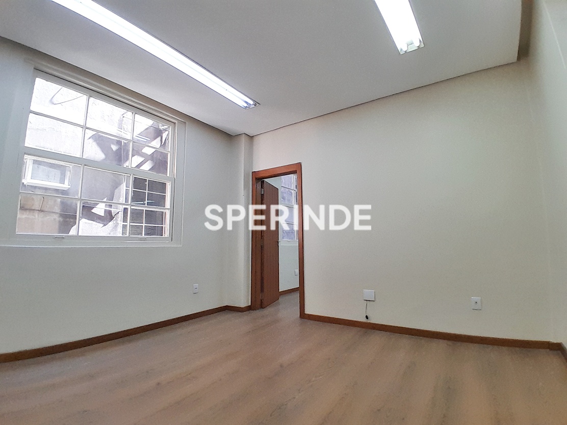 Sala para alugar com 467m² no bairro Centro Histórico em Porto Alegre