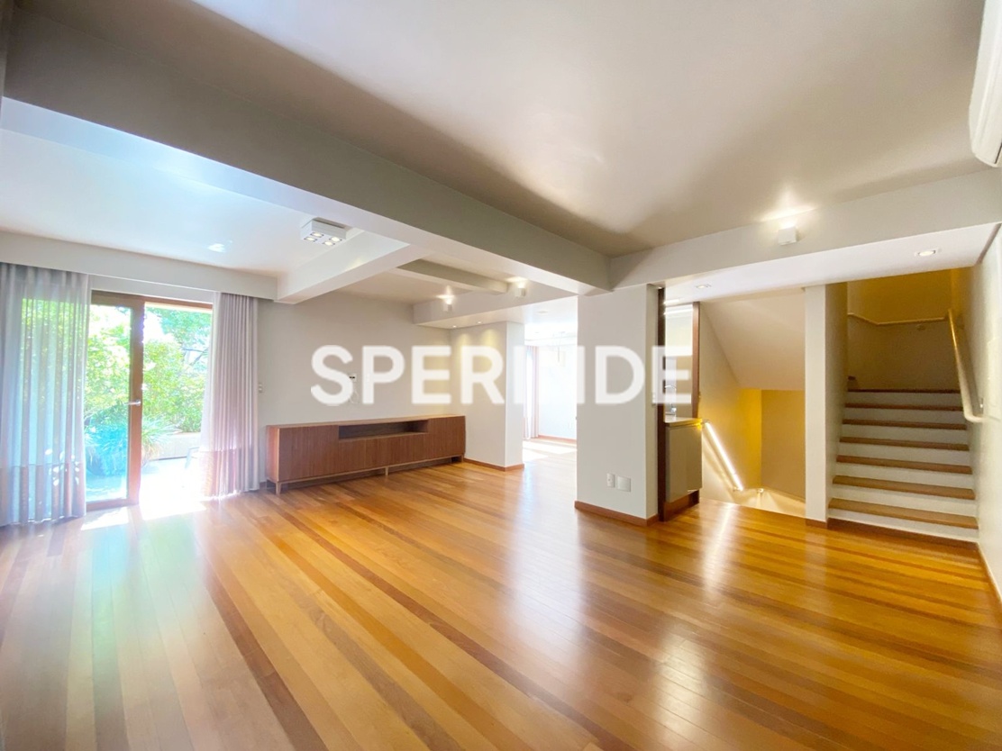 Casa em Condomínio para alugar com 400m², 3 quartos no bairro Bela Vista em Porto Alegre