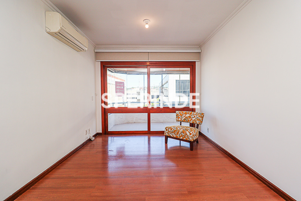 Apartamento para alugar com 111m², 2 quartos, 2 vagas no bairro Menino Deus em Porto Alegre