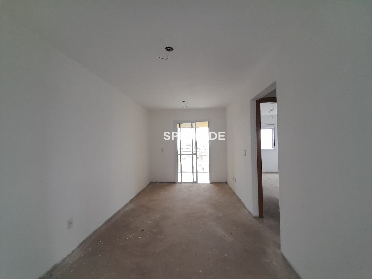 Apartamento para alugar com 55m², 2 quartos no bairro Desvio Rizzo em Caxias do Sul