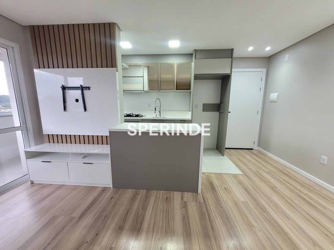 Apartamento para alugar com 55m², 2 quartos, 1 vaga no bairro Desvio Rizzo em Caxias do Sul