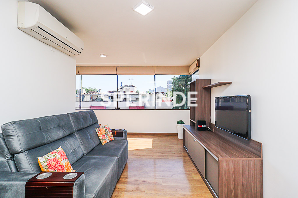 Apartamento para alugar com 93m², 3 quartos, 2 vagas no bairro Passo d'Areia em Porto Alegre