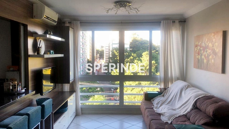 Apartamento para alugar com 70m², 2 quartos, 1 vaga no bairro Jardim Botânico em Porto Alegre