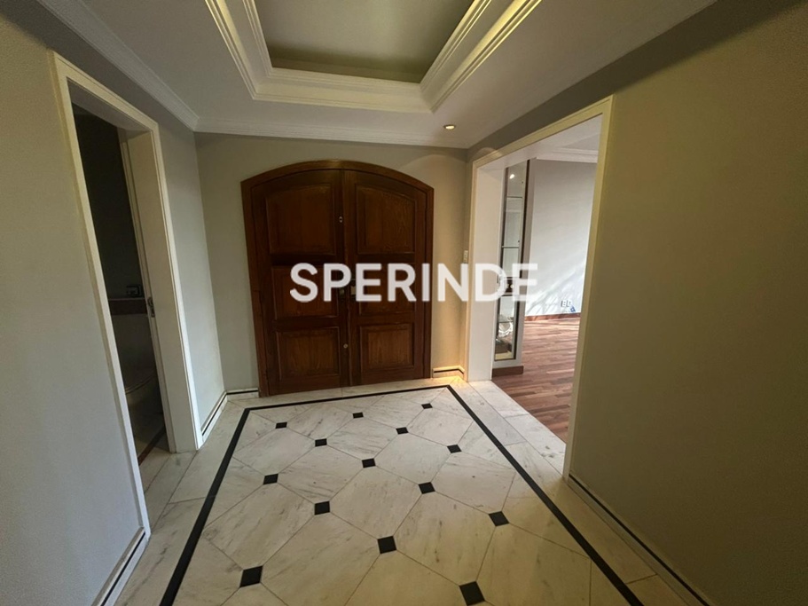 Apartamento para alugar com 261m², 2 quartos, 1 vaga no bairro Moinhos de Vento em Porto Alegre