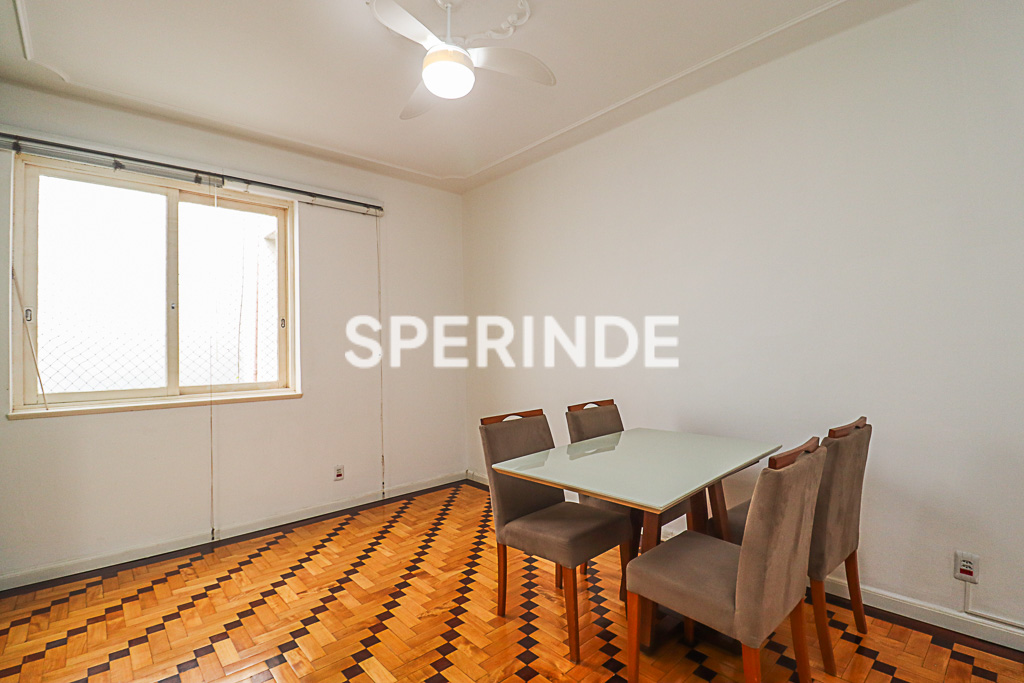Apartamento para alugar com 90m², 3 quartos no bairro Moinhos de Vento em Porto Alegre