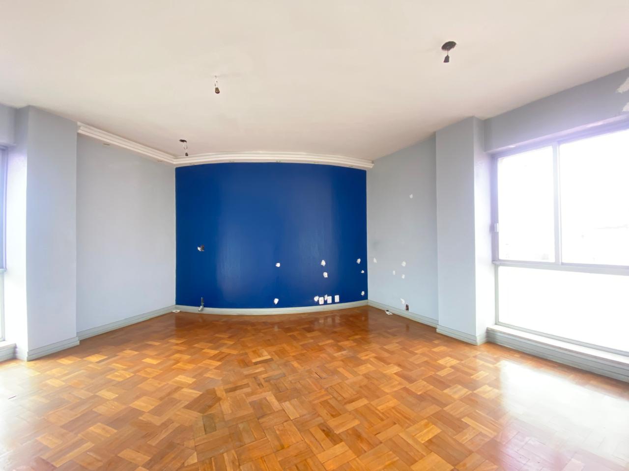 Sala para alugar com 235m² no bairro Floresta em Porto Alegre