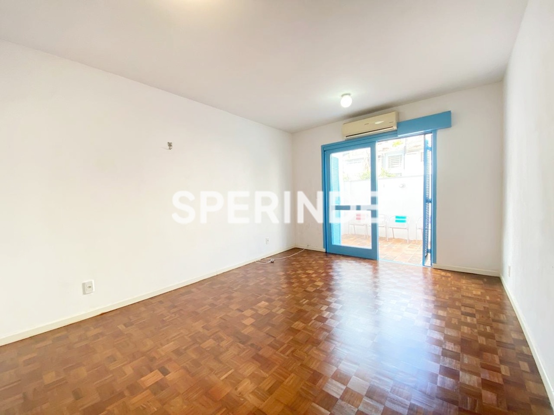 JK para alugar com 34m², 1 quarto, 1 vaga no bairro Independência em Porto Alegre