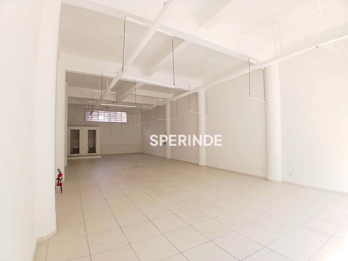 Loja para alugar com 120m² no bairro Centro em Caxias do Sul