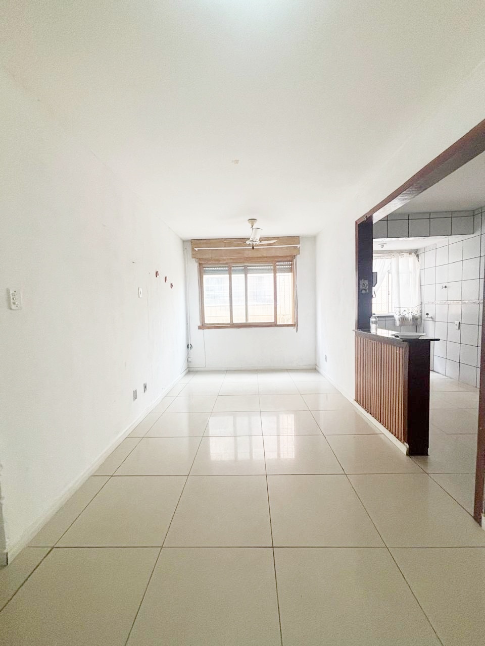 Apartamento para alugar com 73m², 2 quartos, 1 vaga no bairro Rubem Berta em Porto Alegre