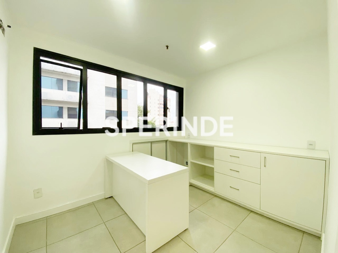 Sala para alugar com 45m², 1 vaga no bairro Higienópolis em Porto Alegre
