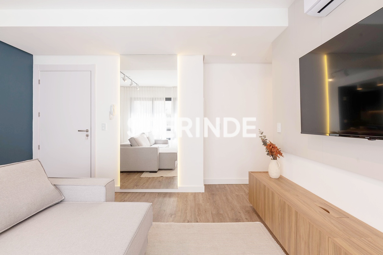 Apartamento para alugar com 64m², 2 quartos, 1 vaga no bairro Petrópolis em Porto Alegre