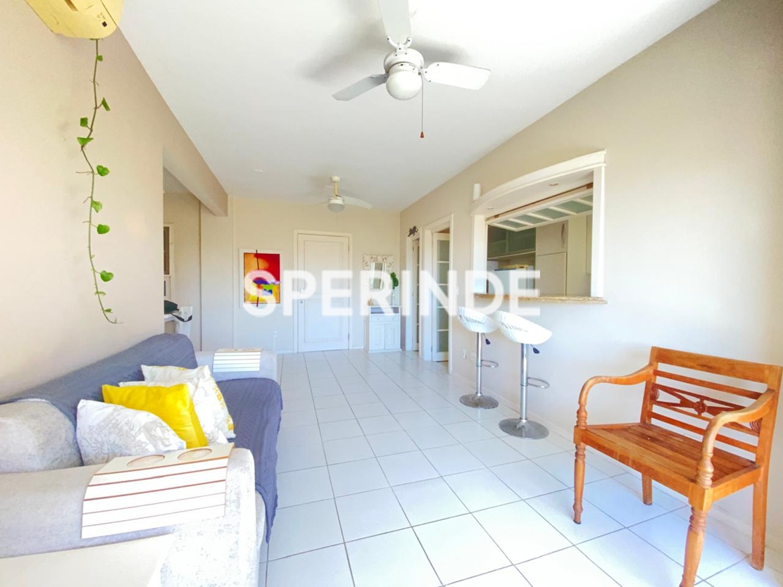 Apartamento para alugar com 75m², 2 quartos, 1 vaga no bairro Azenha em Porto Alegre