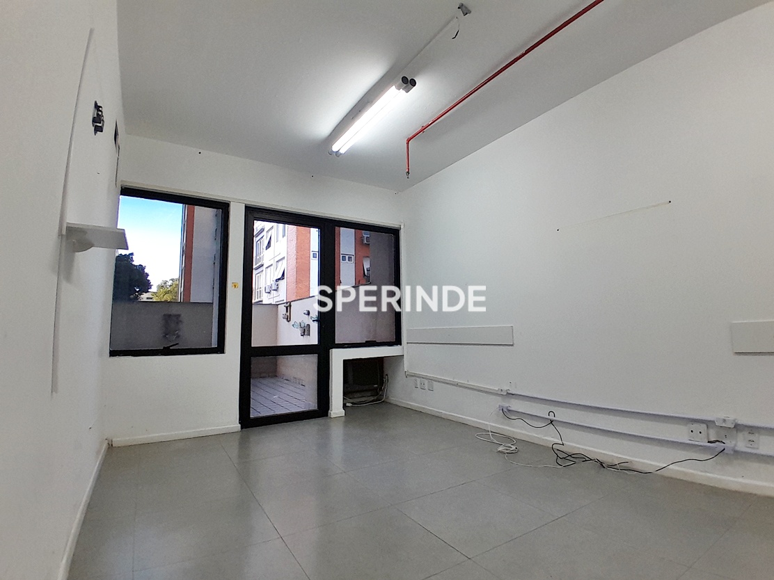 Sala para alugar com 97m², 1 vaga no bairro Rio Branco em Porto Alegre