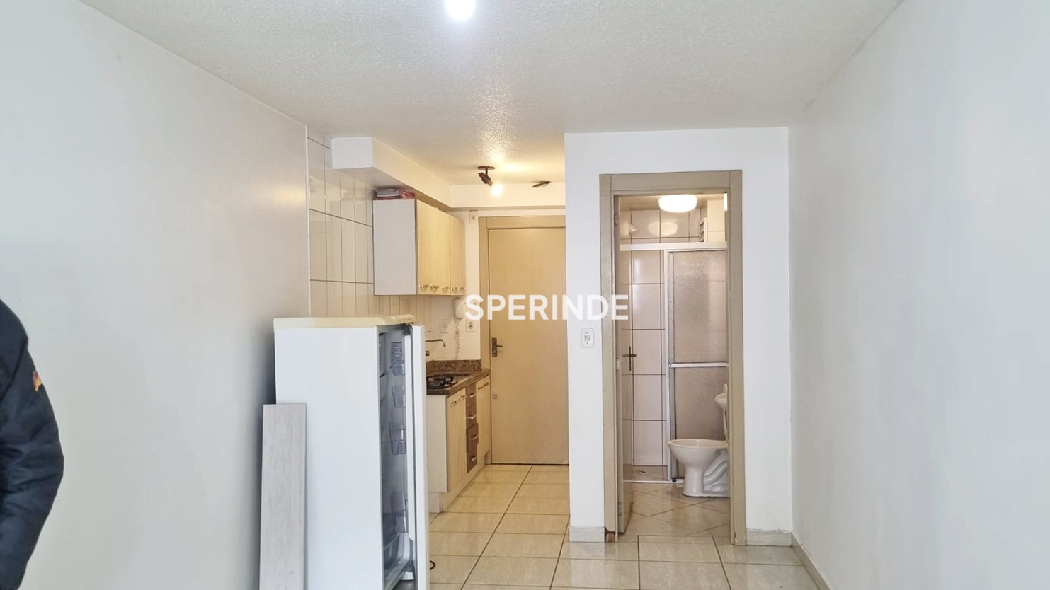JK para alugar com 30m², 1 quarto no bairro Sagrada Família em Caxias do Sul