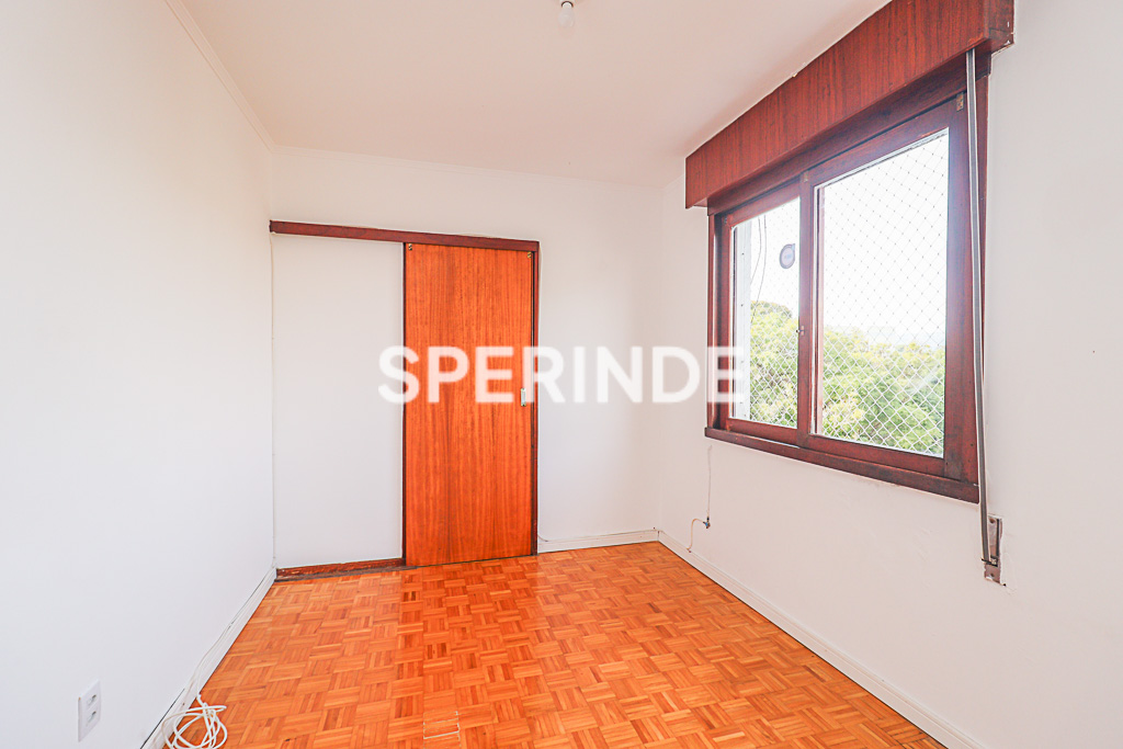 Apartamento para alugar com 39m², 1 quarto, 1 vaga no bairro Vila Ipiranga em Porto Alegre