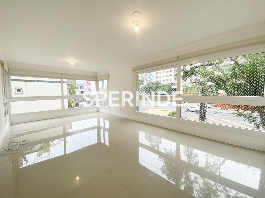 Apartamento para alugar com 118m², 3 quartos, 3 vagas no bairro Bela Vista em Porto Alegre