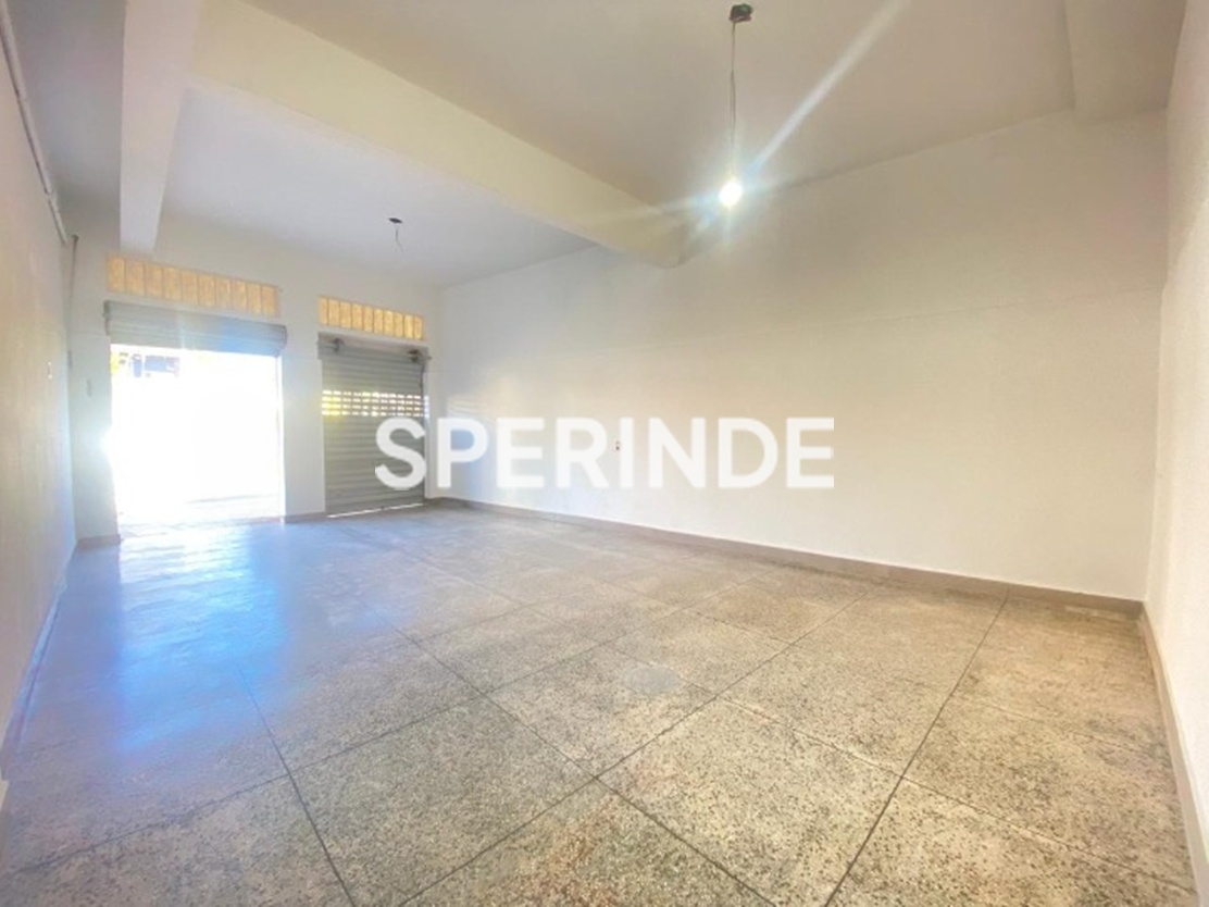 Loja para alugar com 70m² no bairro Vila Ipiranga em Porto Alegre