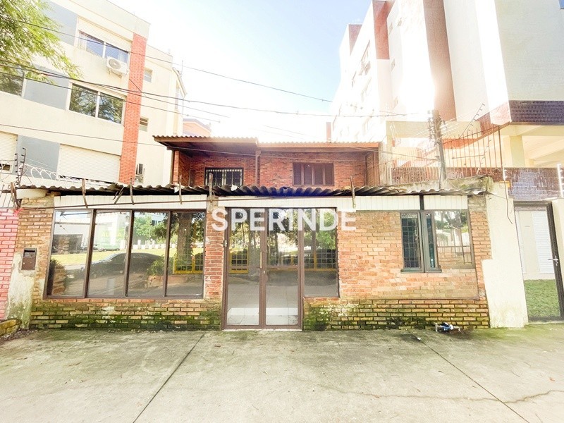 Casa Comercial para alugar com 270m² no bairro Azenha em Porto Alegre