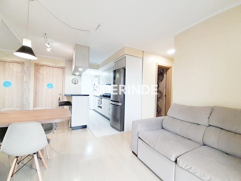 Apartamento para alugar com 55m², 2 quartos, 1 vaga no bairro Vinhedos em Caxias do Sul