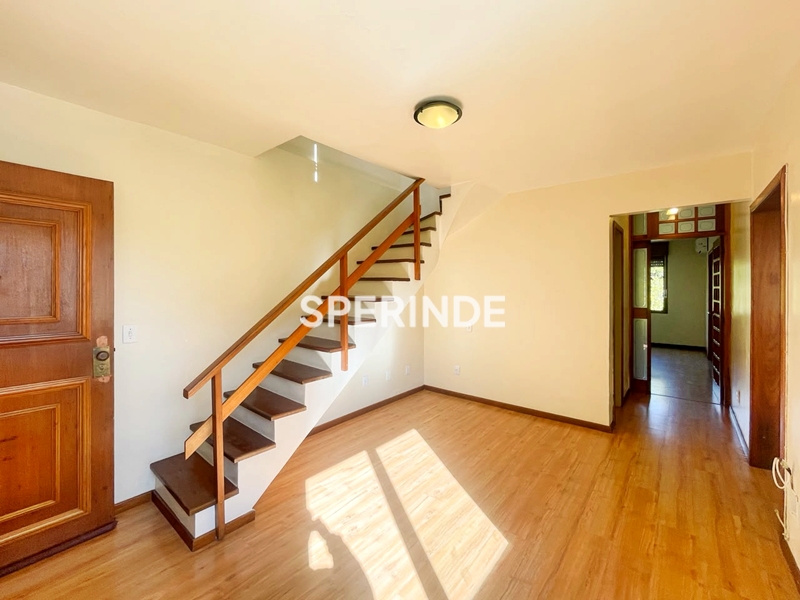 Cobertura para alugar com 145m², 1 quarto, 1 vaga no bairro Petrópolis em Porto Alegre