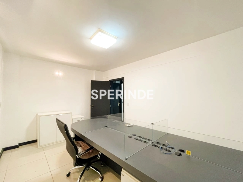 Sala para alugar com 35m² no bairro Petrópolis em Porto Alegre
