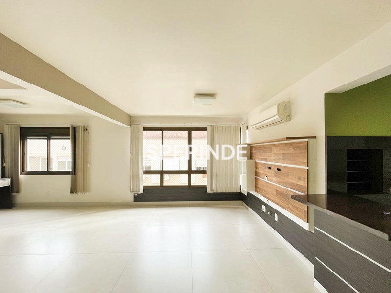 Apartamento para alugar com 88m², 2 quartos, 2 vagas no bairro São João em Porto Alegre