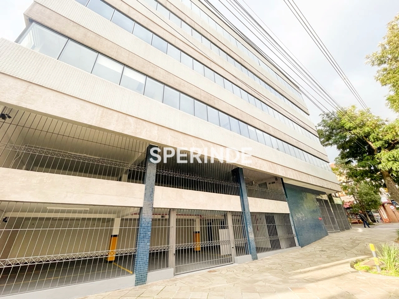 Prédio para alugar com 680m², 15 vagas no bairro Petrópolis em Porto Alegre