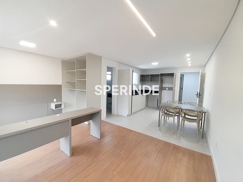 JK para alugar com 35m², 1 quarto, 1 vaga no bairro Cristo Redentor em Caxias do Sul