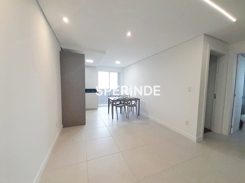 Apartamento para alugar com 40m², 2 quartos, 1 vaga no bairro Cristo Redentor em Caxias do Sul