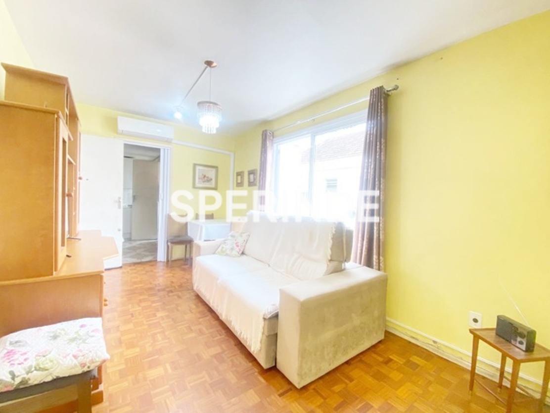 Apartamento para alugar com 50m², 1 quarto no bairro Independência em Porto Alegre
