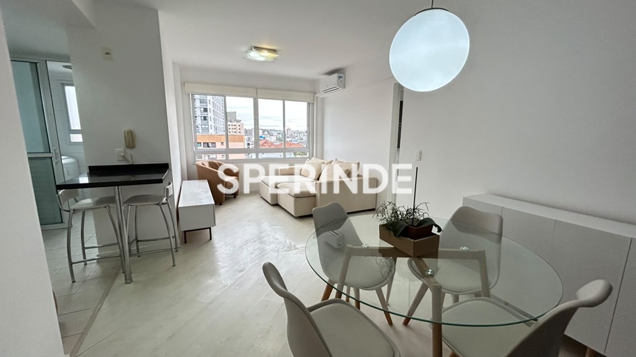 Apartamento para alugar com 70m², 2 quartos, 1 vaga no bairro Rio Branco em Porto Alegre