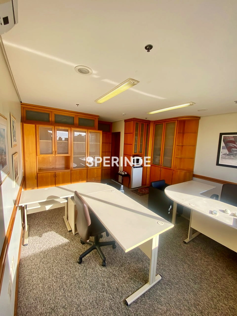 Sala para alugar com 35m², 1 vaga no bairro Higienópolis em Porto Alegre
