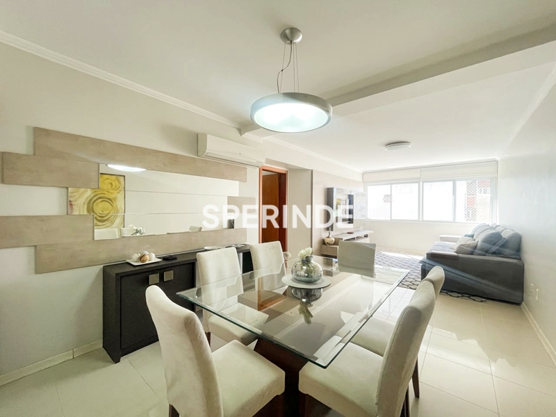 Apartamento para alugar com 99m², 3 quartos, 1 vaga no bairro Higienópolis em Porto Alegre