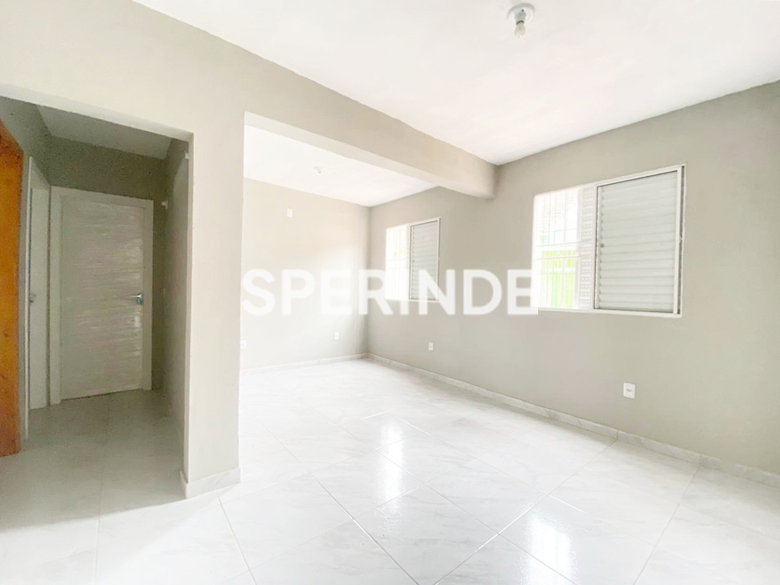 Casa para alugar com 70m², 2 quartos no bairro Jardim Carvalho em Porto Alegre